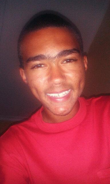 Roundee1's tweet image. Dimples♥