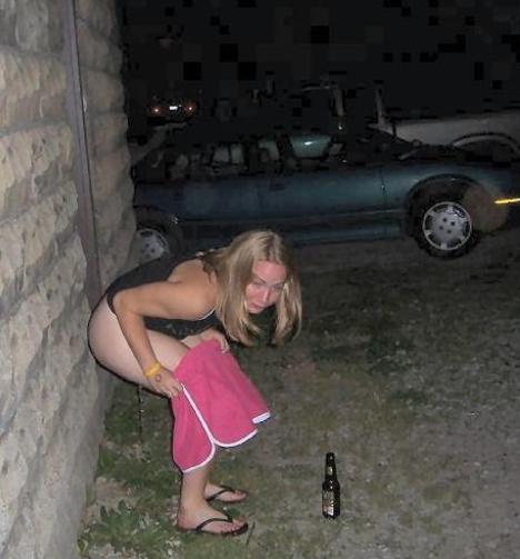 Very drunk girls pissing