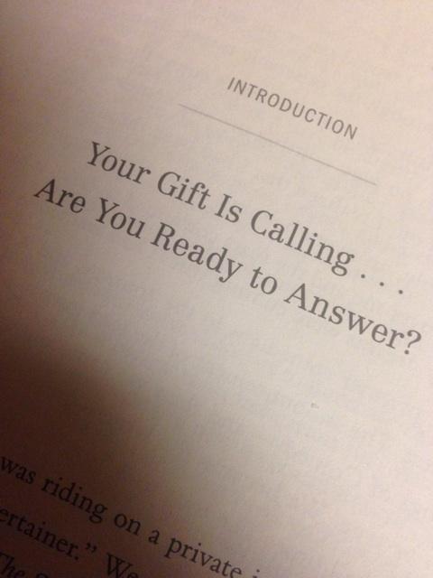 MUA_ShaLeena's tweet photo. Finally got my copy of #actlikeasuccess! I'm ready to succeed and go for my dreams!! The...  http://t.co/STOdrhYpL6 http://t.co/Wj3matcLaI