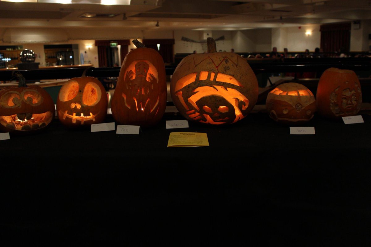 WestonHallHotel's tweet photo. Loved the #pumpkincarving this weekend. Good job people of #bulkingon and @1stBulkington. Awesome! http://t.co/S7MRpxB1Iv
