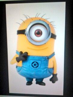 yure_minu's tweet photo. Yo solo digo que a 1 hora de mi cumple mi mayor deseo es tener un minion así  ... ahí lo dejo :) http://t.co/LGRqpNMUar