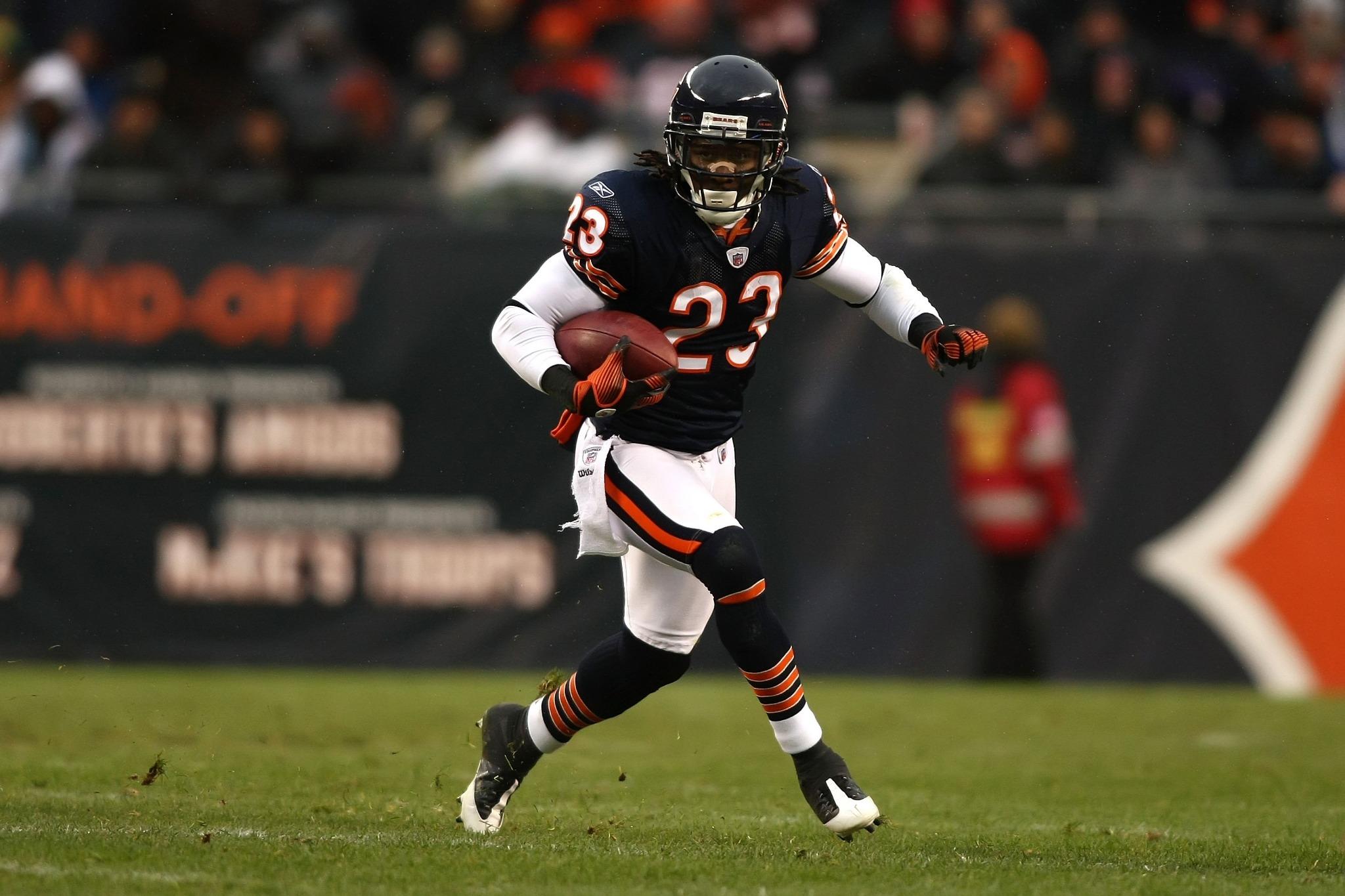 Happy Birthday to Devin Hester, who turns 33 today! 