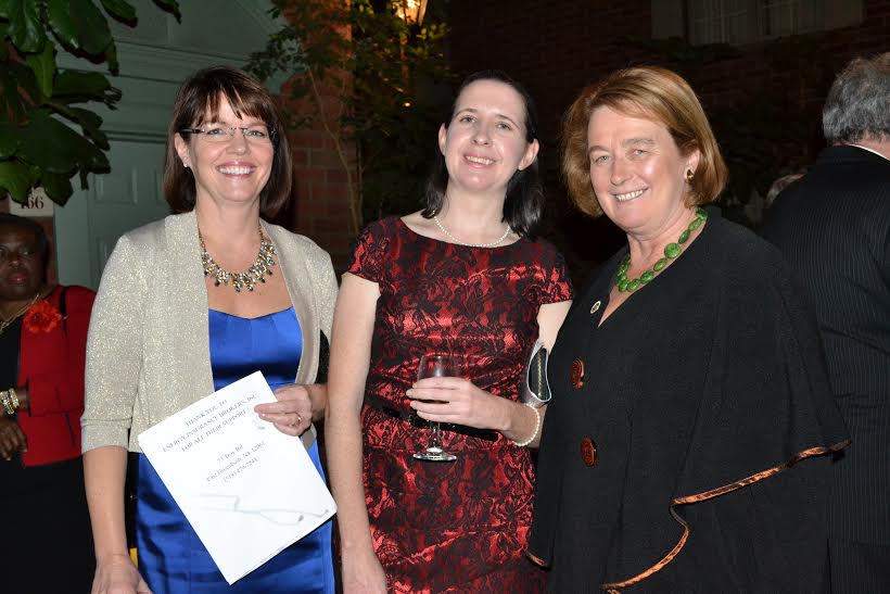 SienaHistory's tweet photo. A regular Sat nite for Drs Mahar &amp; Sonnelitter w Irish Consul Barbara Jones, @IrishMuseumAlba Awards Gala http://t.co/pH1YVa0sf0