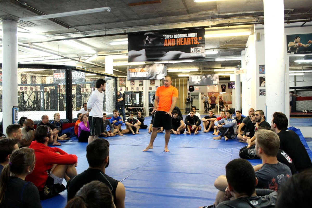 Firas_Zahabi's tweet photo. @GeorgesStPierre sharing his Knowledge with everyone @tristargym. Amazing class!! http://t.co/xT8s8KmJYv