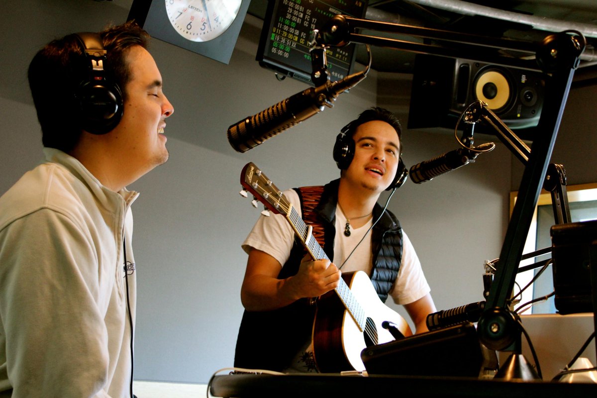 ブログ更新！ManoaDNAをお招きしました！ <a href="/manoadna/">ManoaDNA</a>  interfm.co.jp/vanceshow/blog/ #radiko #interfm #vkifm