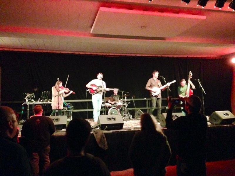 hickory robot tweet media