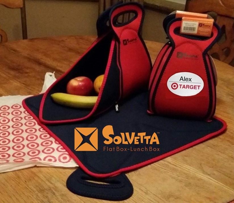 Solvetta's tweet image. Hey @acl163 do you bring your lunch to work #alexfromtarget ? @Solvetta  #FlatBox-LunchBox :)