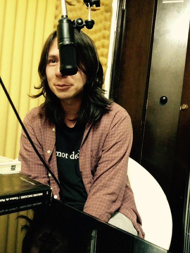 1850Radio's tweet photo. El ojo crítico radiofónico del #artista #guatemalteco #MarioSantizo en #Librosis @1850Radio http://t.co/3lABHaGRVU
