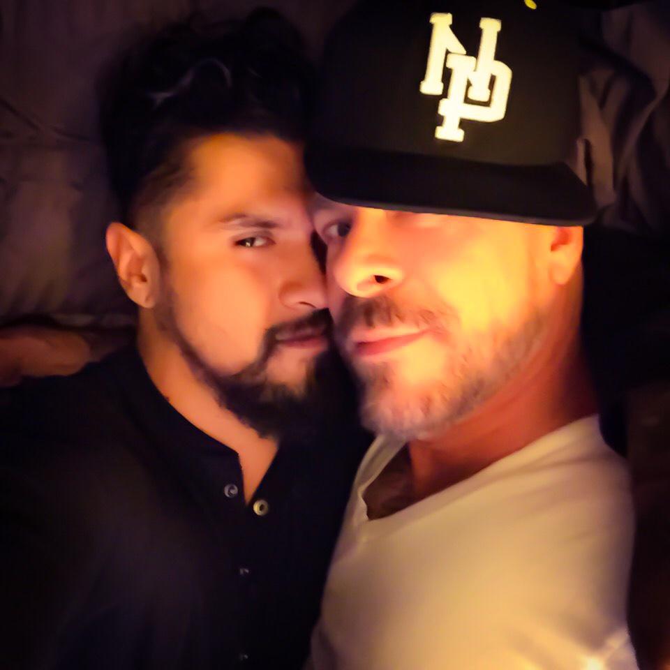 Boomer_Banks's tweet photo. Hi Boober @RoccoSteeleXXX ❤️😘😍 #boofriend #BOOMERME #bigD #RocOutWithyourCockout http://t.co/XKiA2tQQR3