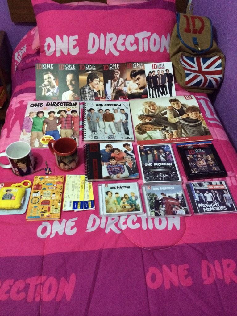 Ghiisleine's tweet photo. Ouh tenía las entradas del wwat:c
#1Dcollection #Nosequemasponer
#EMABiggestFans1D http://t.co/Dt0kxz3s7D
