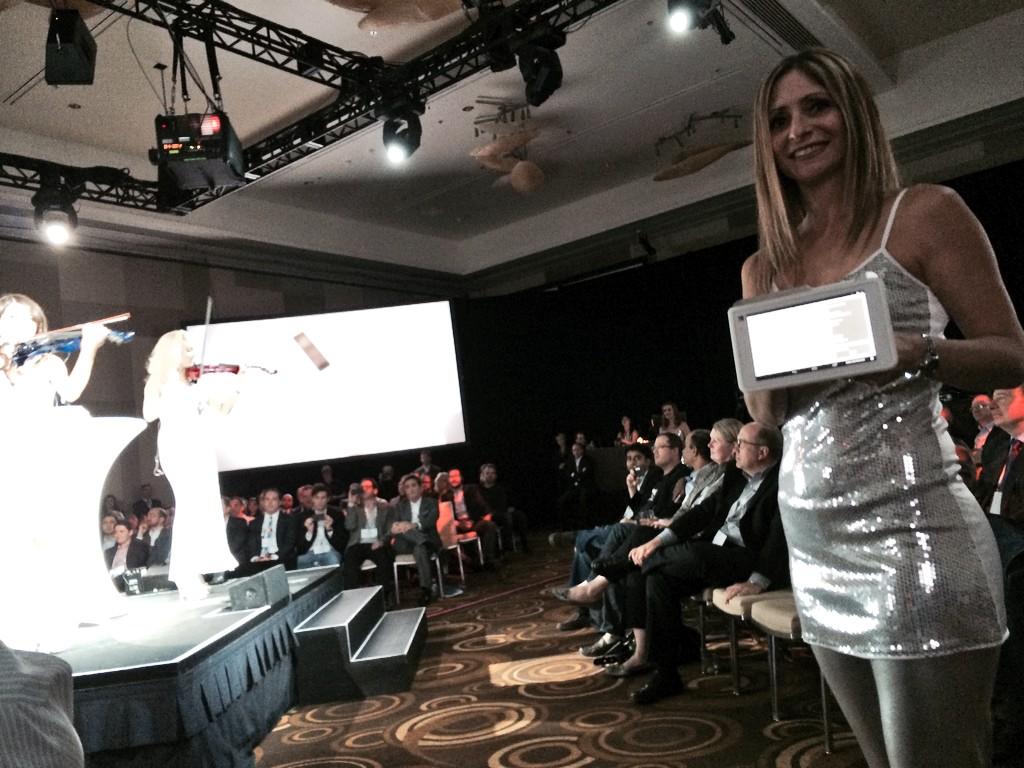 bonkingmad's tweet photo. @FirstData @clover @money2020 launch  of #clovermobile http://t.co/xjF5oZSZGa