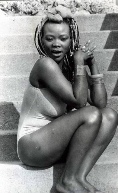 BRENDA FASSIE would have been 50 today! Happy Birthday DIVA!! We will always remember you MaBrrrrrrrrr! 