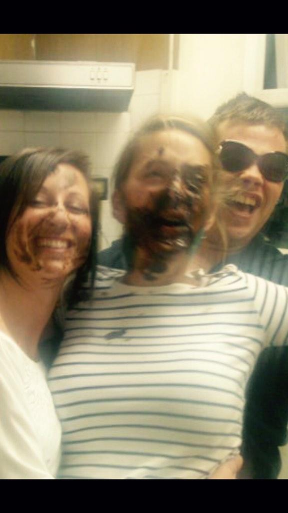 Jonboyrex's tweet image. Happy birthday to my gorgeous friend @KikiSmith85 ! Is there going to be cake @Angie_Shard 😂😂😂 #cakeinyourface