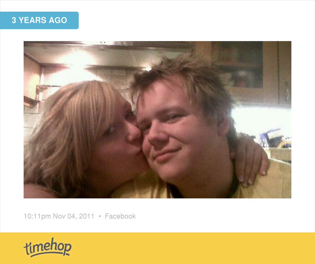 princesslucy86's tweet photo. 3 years ago today!!!  http://t.co/p2lKyINwIZ http://t.co/VfGYz5RcTq