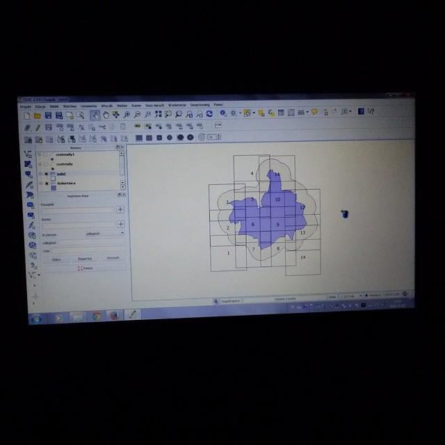 napstablook_'s tweet image. I AM DONE WITH THIS TODAY 
#gis #qgis #quantumgis #computer #laptop #map #mapa