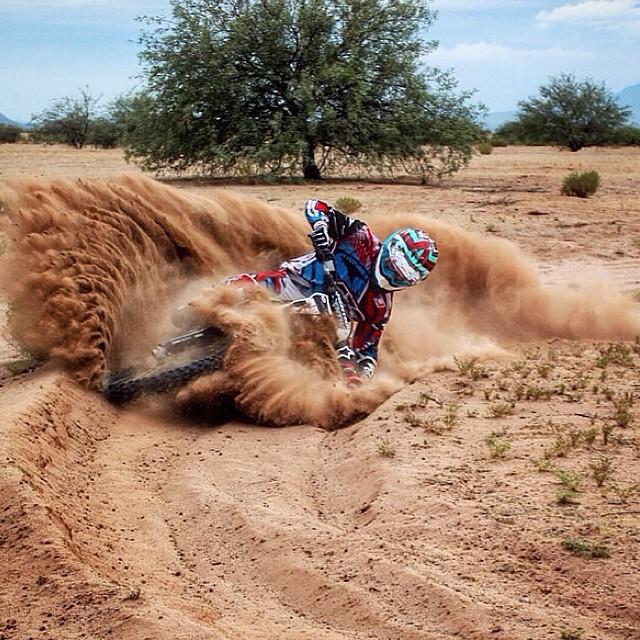 2strokesforlife's tweet image. Morning Everyone - awesome day ahead and third Bike Show of the year is about to begin #eicma

motom.ag/InstagramRadne…