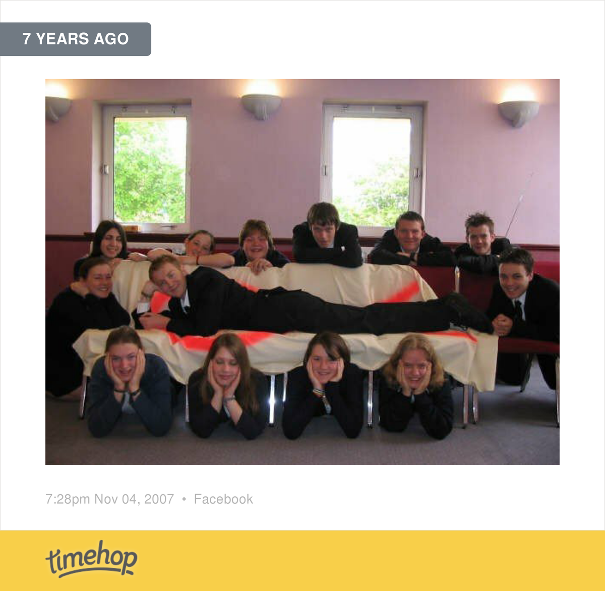 nikihall100's tweet photo. Now this is definitely a flash back.  http://t.co/BOCnBMXSXS http://t.co/1akCCEJcX2
