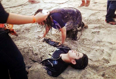 Aliando_Notes's tweet photo. Ciee{} @alysyarief @aliando26 @PrillyBie @AliPrillyFan @Alicious_BB @Prilly_Licious @PrillyFan http://t.co/W5eSXqKz0z