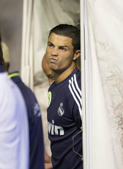 RMadrid_Stats's tweet photo. Goals in all competitions this season:
> Liverpool: 19 goals
> Cristiano: 22 goals http://t.co/mspB5O1rXy