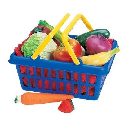LacuksTalsos's tweet photo. Un atlaides arī plastmasas dārzeņu un augļu kompl., trauciņiem un darbarīkiem http://t.co/frSaDzCcC0