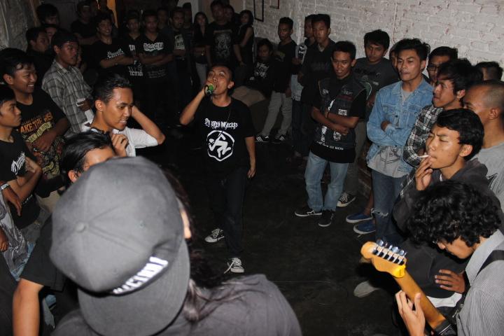 Nahh ini lah ketika gangbang on gigss bersama <a href="/moriagrindcore/">MORIA GRINDCORE</a> faakk!! Bom terimakasih houtendhand :*