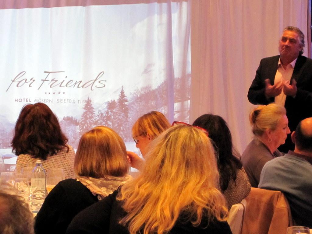 forfriendshotel's tweet photo. Präsentation der #Winterreise. 5 Etappen beschreiben Stimmung &amp; Gefühle die der For Friends #Winter vermittelt. http://t.co/2VNyJk0Agl