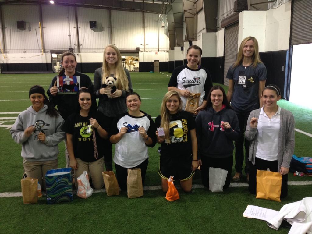 RCHSLADYDOGSB's tweet image. All About Me Bags! "Love one another with brotherly affection" Romans 12:10 #FAIP