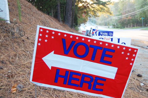 NCVoterGuide's tweet photo. It's a beautiful Election Day in North Carolina! Meet the candidates on your ballot: http://t.co/xBSvu1TNSC #ncpol http://t.co/IcAwk4iSRI