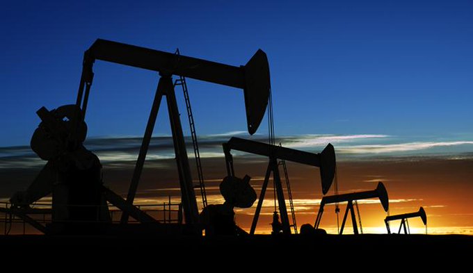 عالم النفط والغاز - World Oil And Gas cover image