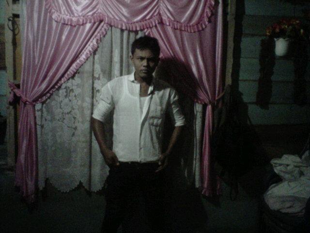 Alunan Akbar tweet media