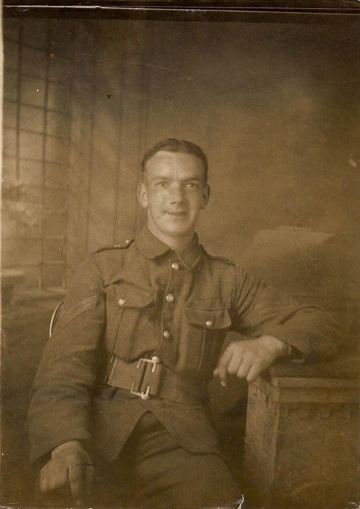 hirjul's tweet photo. #WhoWillYouRemember - my grandads and great grandad who defended Great Britain http://t.co/p7cTqXUh80