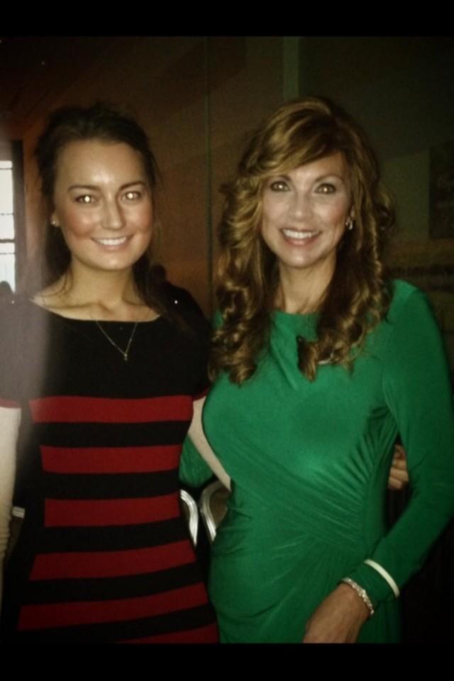 LLouvainBeauty's tweet photo. SKIN Training with Jackie Carter 💚 http://t.co/dU6mMXWqNK