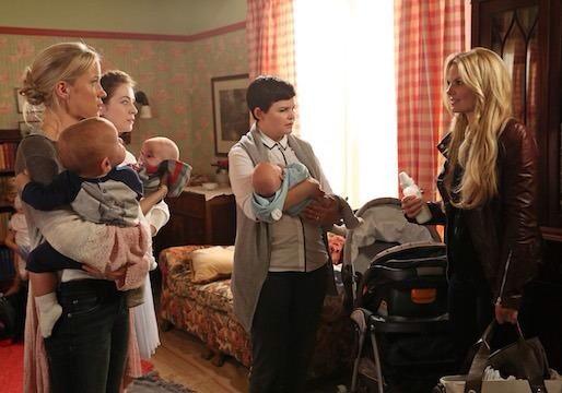 HenryMillsShow's tweet photo. Mommy Baby Day...Seems Emma wants to be apart of it. #MamaBabyDaycare #LetsHaveEmmaHenryDay http://t.co/g8fVNzNYsh
