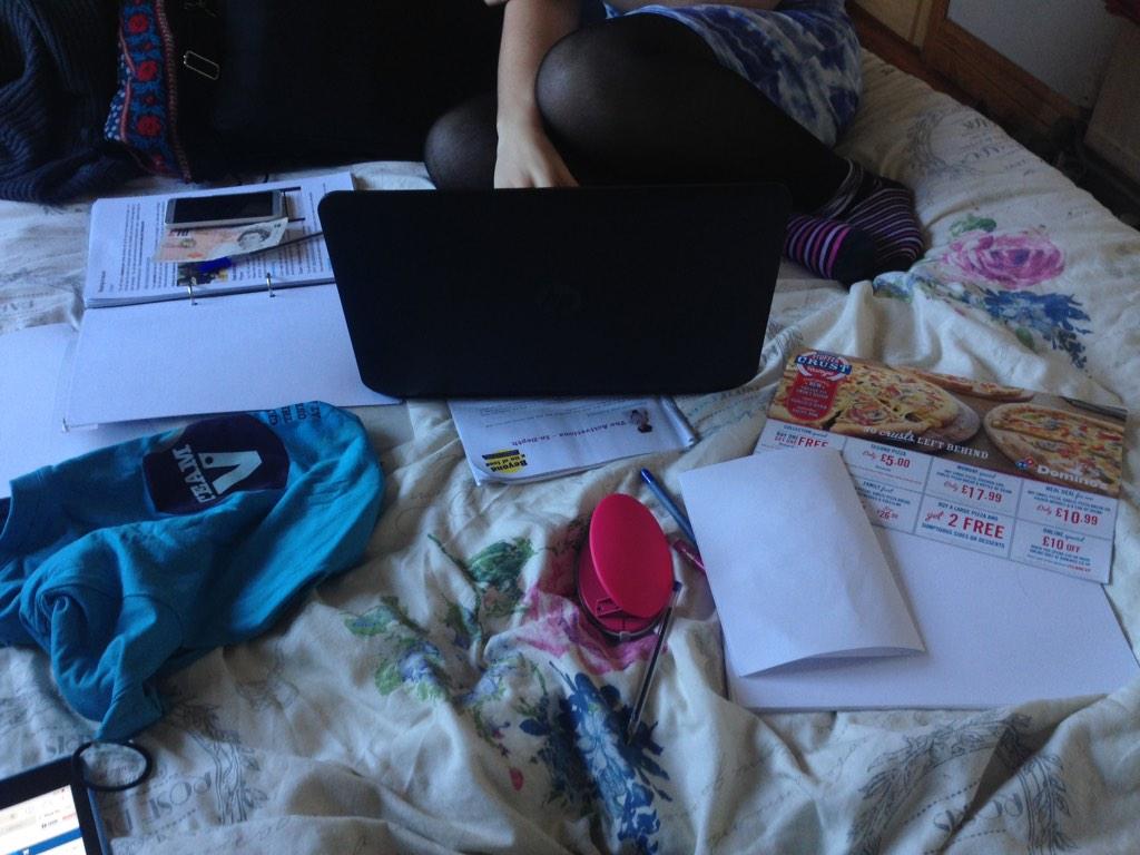 TeamVmedway's tweet photo. An office not in an office! #teamvgo #beyondfpod http://t.co/VyylbQUDLZ