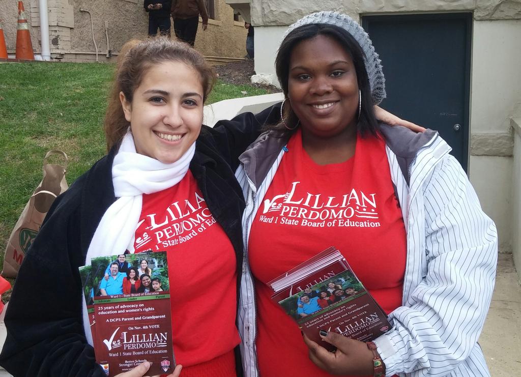 YesforLillian's tweet photo. Even the teens support Lillian for Better Schools and a Stronger Community! #DCision14 #DCcandobetter #all8wards http://t.co/dhE4jg4Qru