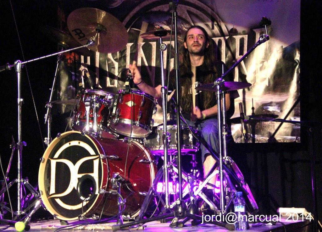 RisingCoreBand's tweet photo. Mas fotos del concierto presentacion de "Rise"!! #progressivemetal #progmetal #risingcore http://t.co/zubXLRG0Wf