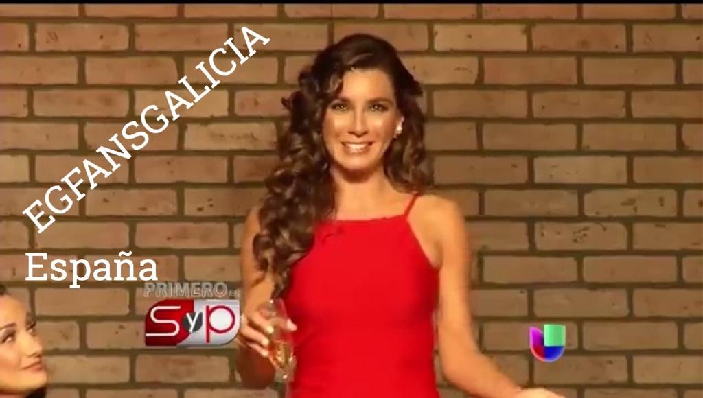 EGFANSGALICIA's tweet photo. "Felices con tu éxito " @Elygutierrez19  http://t.co/Rn3RAlHCWx http://t.co/2TMnH1ZrH9