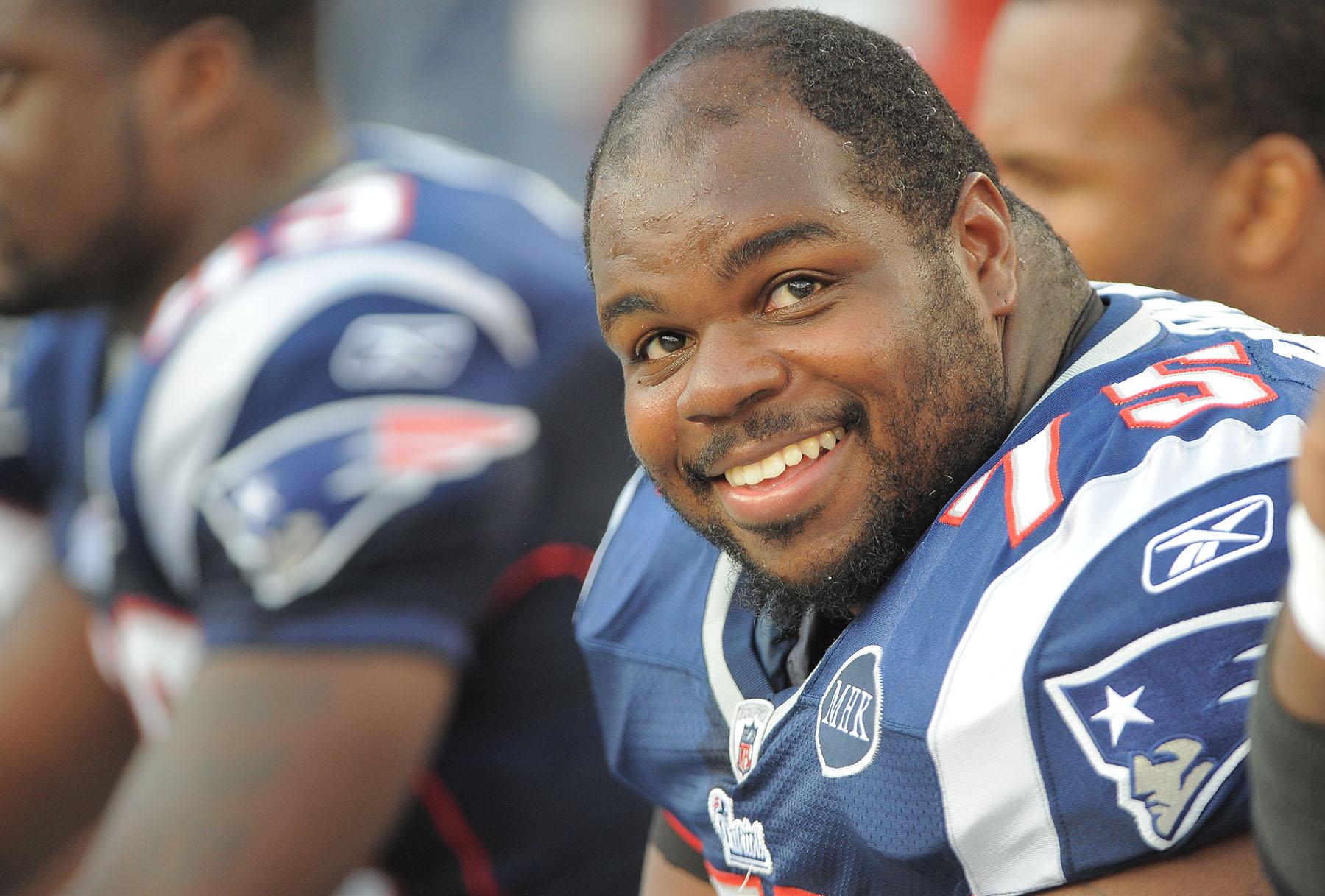 " to help us wish a Happy 33rd Birthday!  happy birthday !!! VINCE WILFORK ROCKS