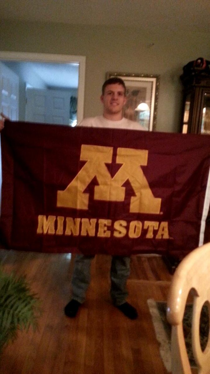 TheChampClark16's tweet photo. I am now a gopher @PGHS2015 @PGroveHS http://t.co/gg1INmYi8R