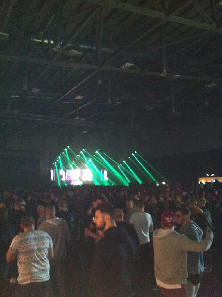Jnoxid91's tweet photo. Outbreak festival #rave😎😝 http://t.co/NrmcMaLb1h