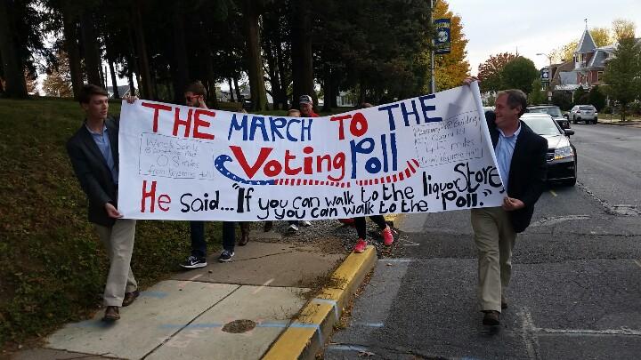 deepdemocracy's tweet image. Out comes the banner #kupollmarch #kuvotes @KutztownU @apscuf #pap2 @PaAFL_CIO