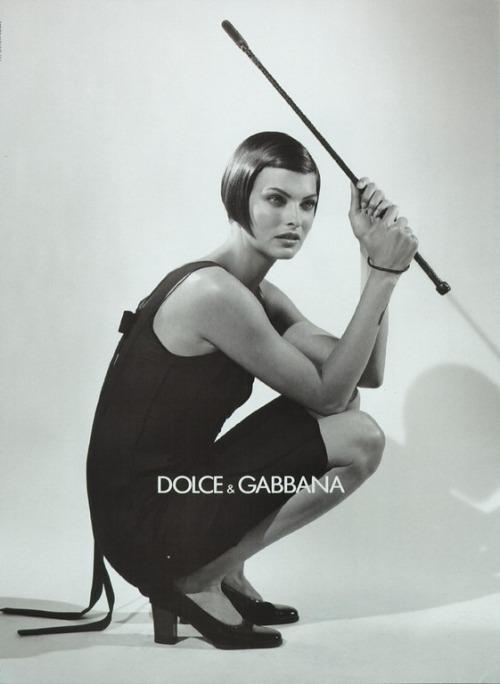 TheoSironi's tweet photo. #staseracosì #LindaEvangelista #StevenMeisel @dolcegabbana @stefanogabbana #FW1995 #fashion #model #photography http://t.co/Rk6fMTBkKX