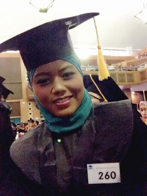 ekaasarii's tweet photo. Alhamdulillah.. Kelar :) http://t.co/uzCtmdgiPk