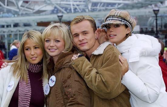 SClubility's tweet photo. Can you tell us some secrets about the reunion? =p @realtinab1 @HannahSpearr1tt @MsRachelStevens @JonLee321 #Jan2003 http://t.co/uLqr2c3wUK