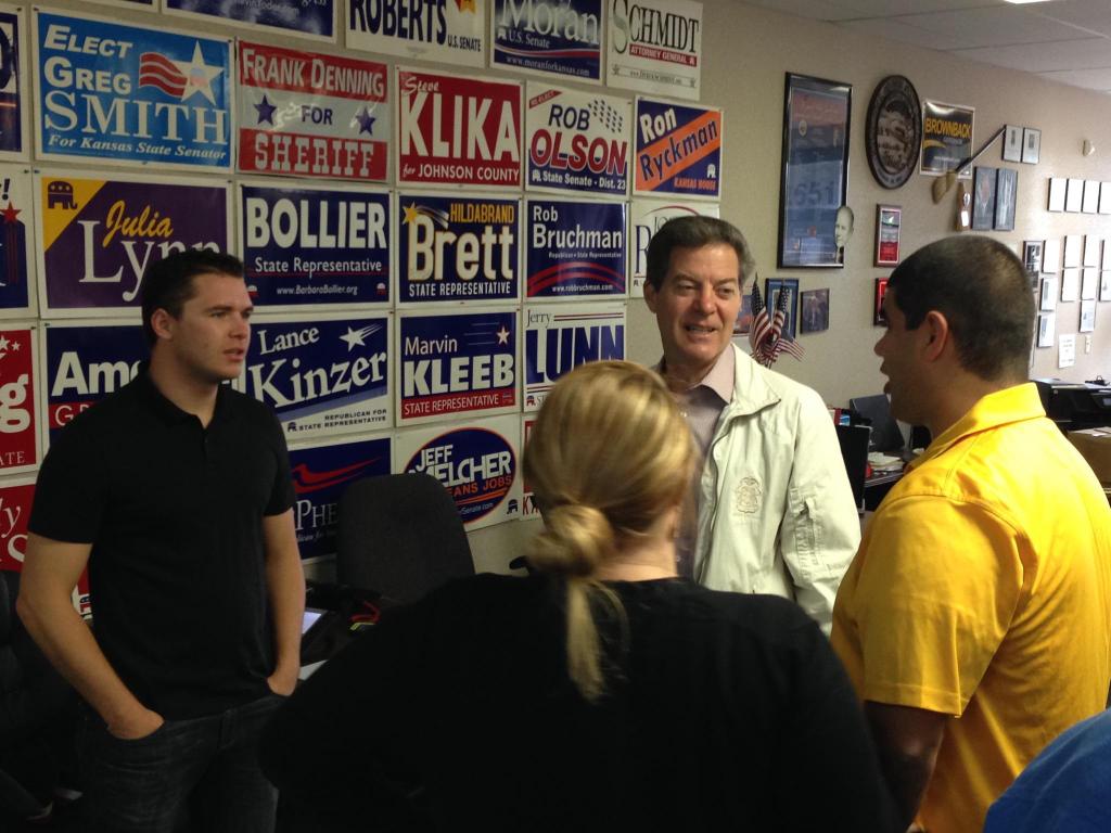 brownbackforgov's tweet photo. Thank you to our volunteers at the @jcrpks office! Thousands of voters reached through calls and doors. #kseln http://t.co/5af9zzRluh