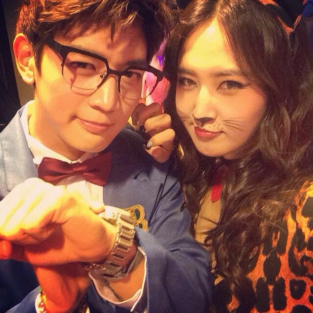 LeeTaeyeon8's tweet photo. Minho oppa <3 gantengnya ga nyante:< "almightykeybeom: 141104 Minho - Yuri's Instagram: 코난밍&amp;냥이율 #🎃#👻#2014 http://t.co/Bvhx58OqBt"