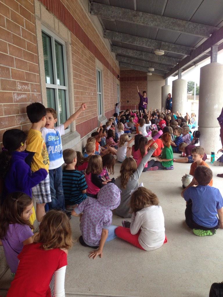 When it rains during recess, be proactive and sing your Leadership song! #tlim#rutledgeleaders