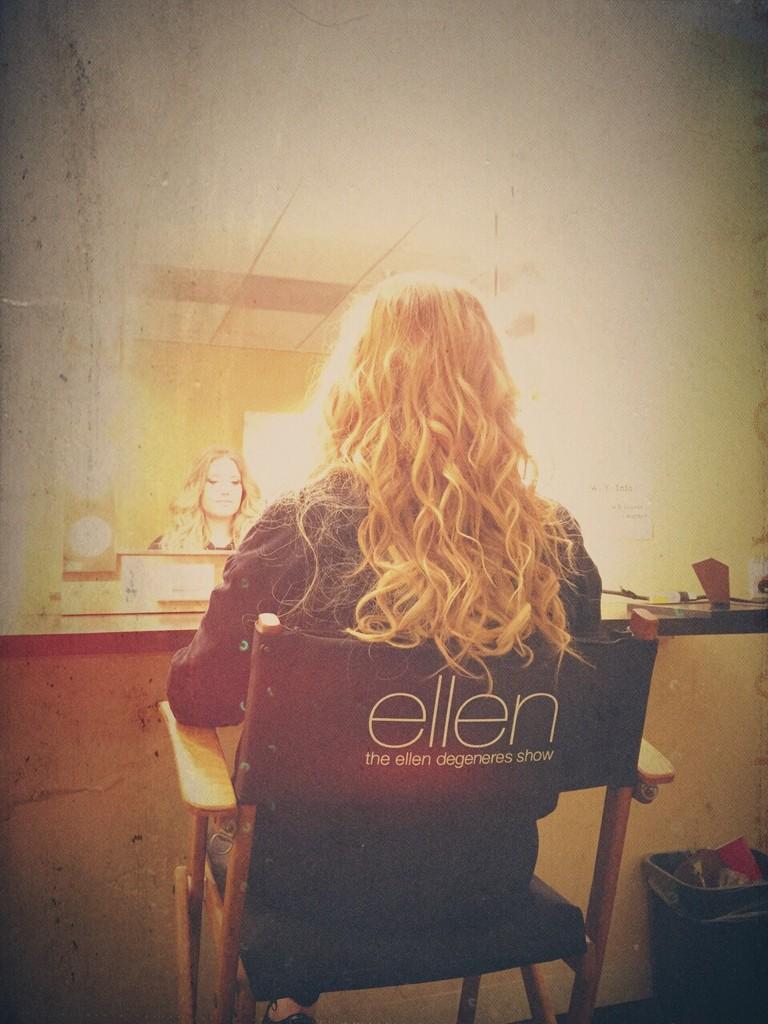 EllaHenderson's tweet photo. Getting ready for @TheEllenShow today! Can't wait xx E http://t.co/FQy4iTTEjH