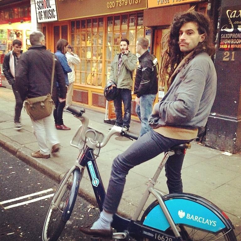 Been cruising today &amp; have an exciting announcement tonight at 8pm #StayTuned