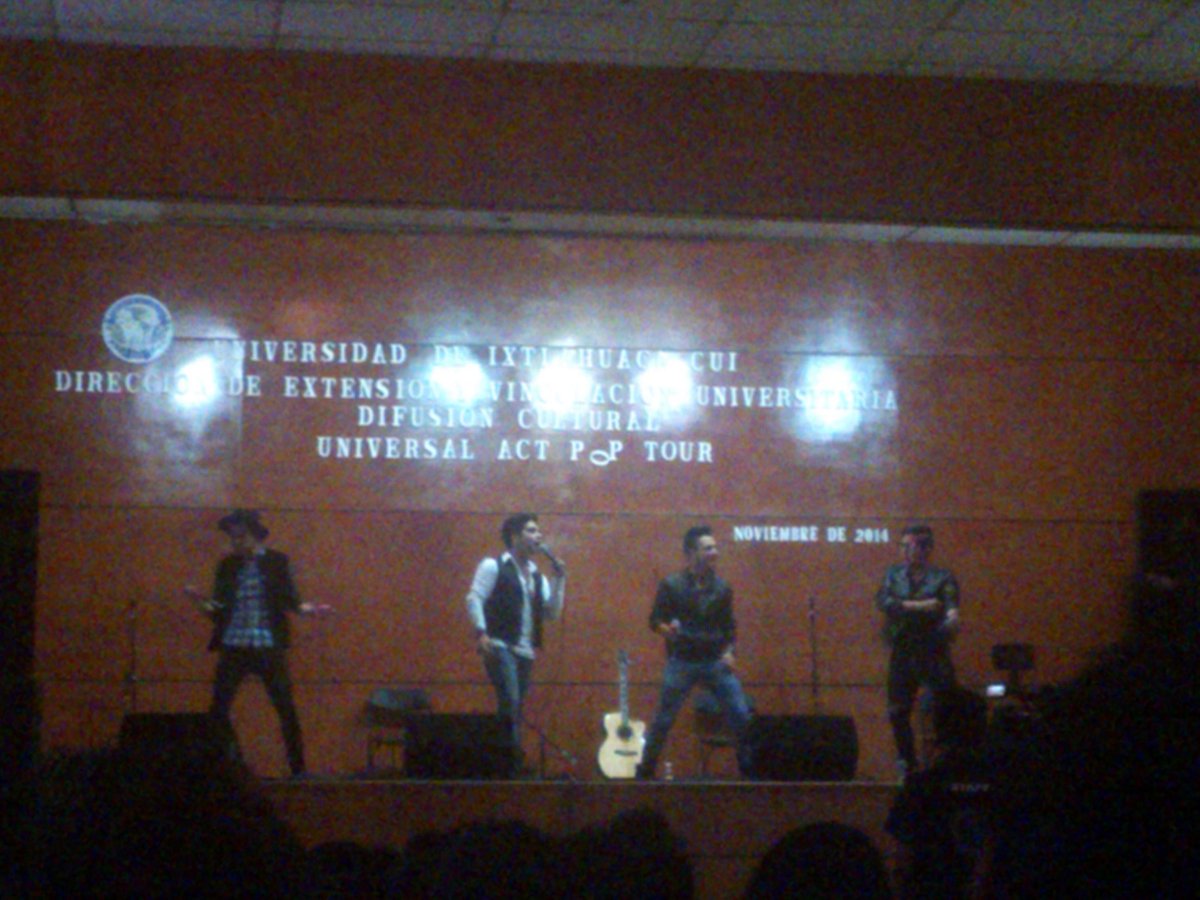 qrkmo's tweet photo. @JLALVAREZ59 @DamarisHannahi http://t.co/5ef0rClT9R